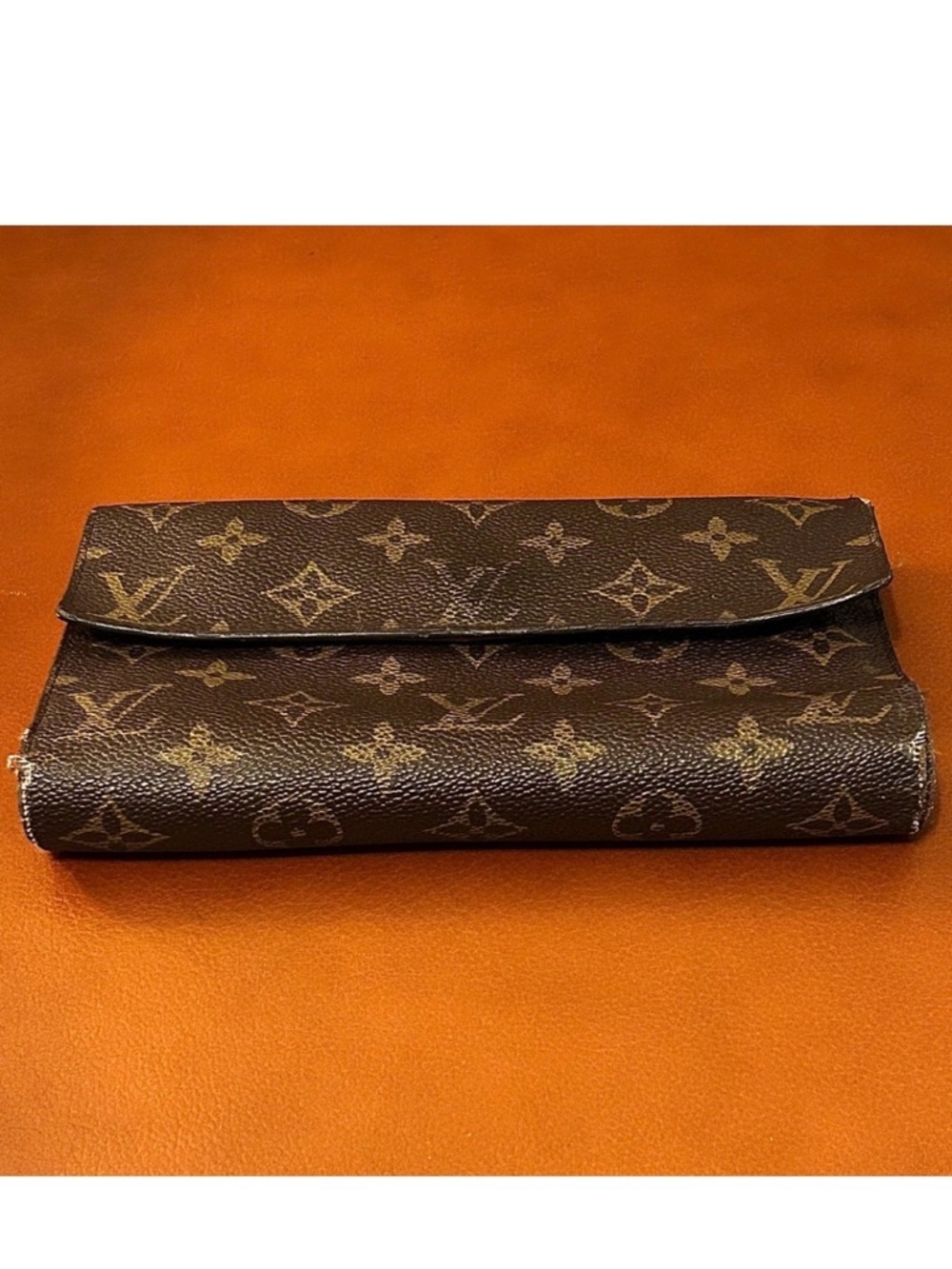 LOUIS VUITTON Vintage LV Monogram Canvas Bifold Wallet Made in France MSRP $800 - Picture 4 of 16